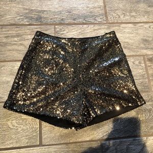 Boohoo Nights Sequin Black and Gold Shorts Size 4